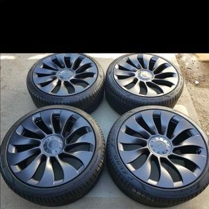 21” Uberturbine rims from Model Y Performance